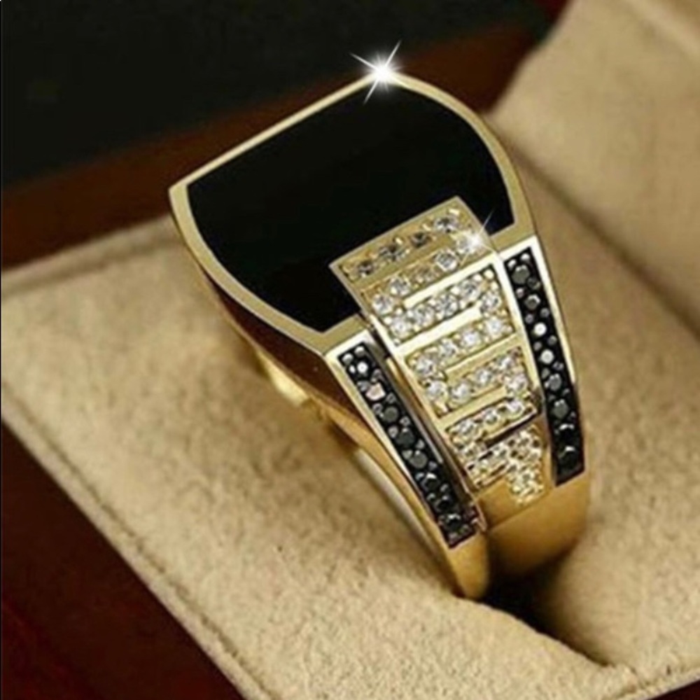 Classic Men's Fashion Black Sapphire Ring - Picture 2 of 4
